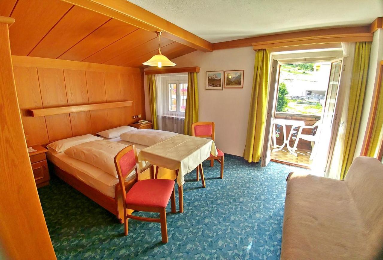 Garni Gabrieli Bed and Breakfast Corvara In Badia Εξωτερικό φωτογραφία