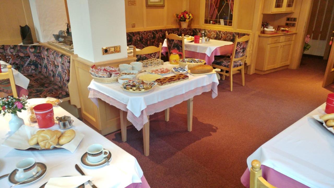 Garni Gabrieli Bed and Breakfast Corvara In Badia Εξωτερικό φωτογραφία